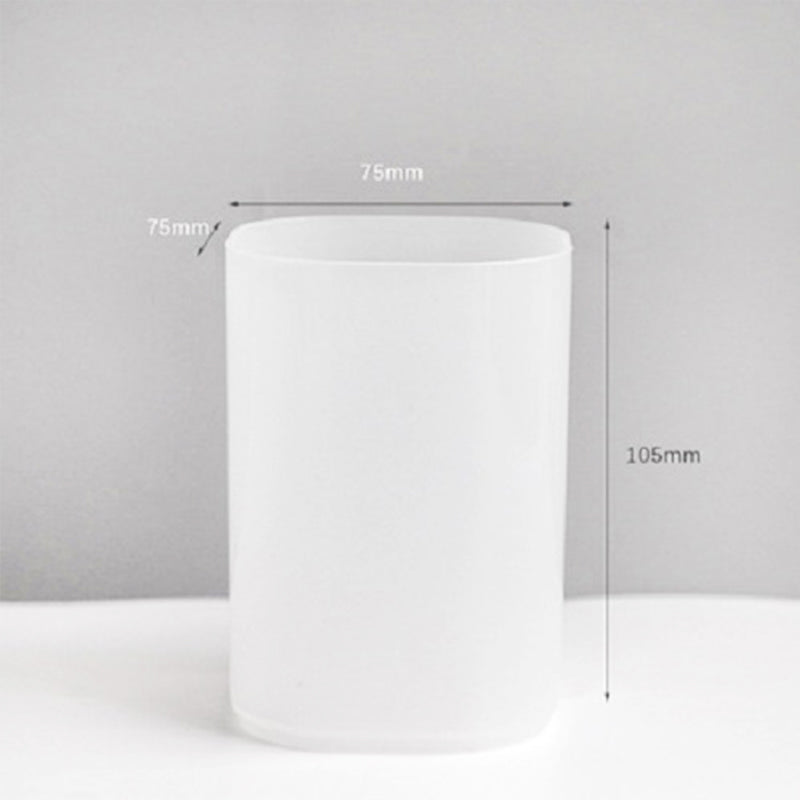desktop holder detail for clean workspace