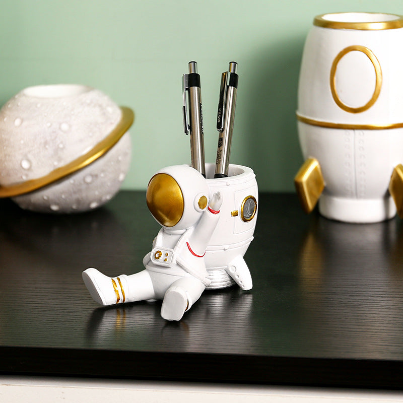 pen holder ornament detail for desk decor